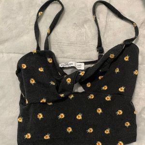 Sunflower crop twist top